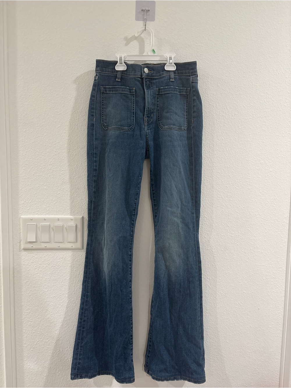 Veronica Beard Jeans (Florence Flare High-Rise)